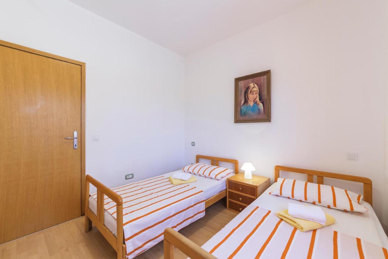 Apartments Pino Pula Dış mekan fotoğraf